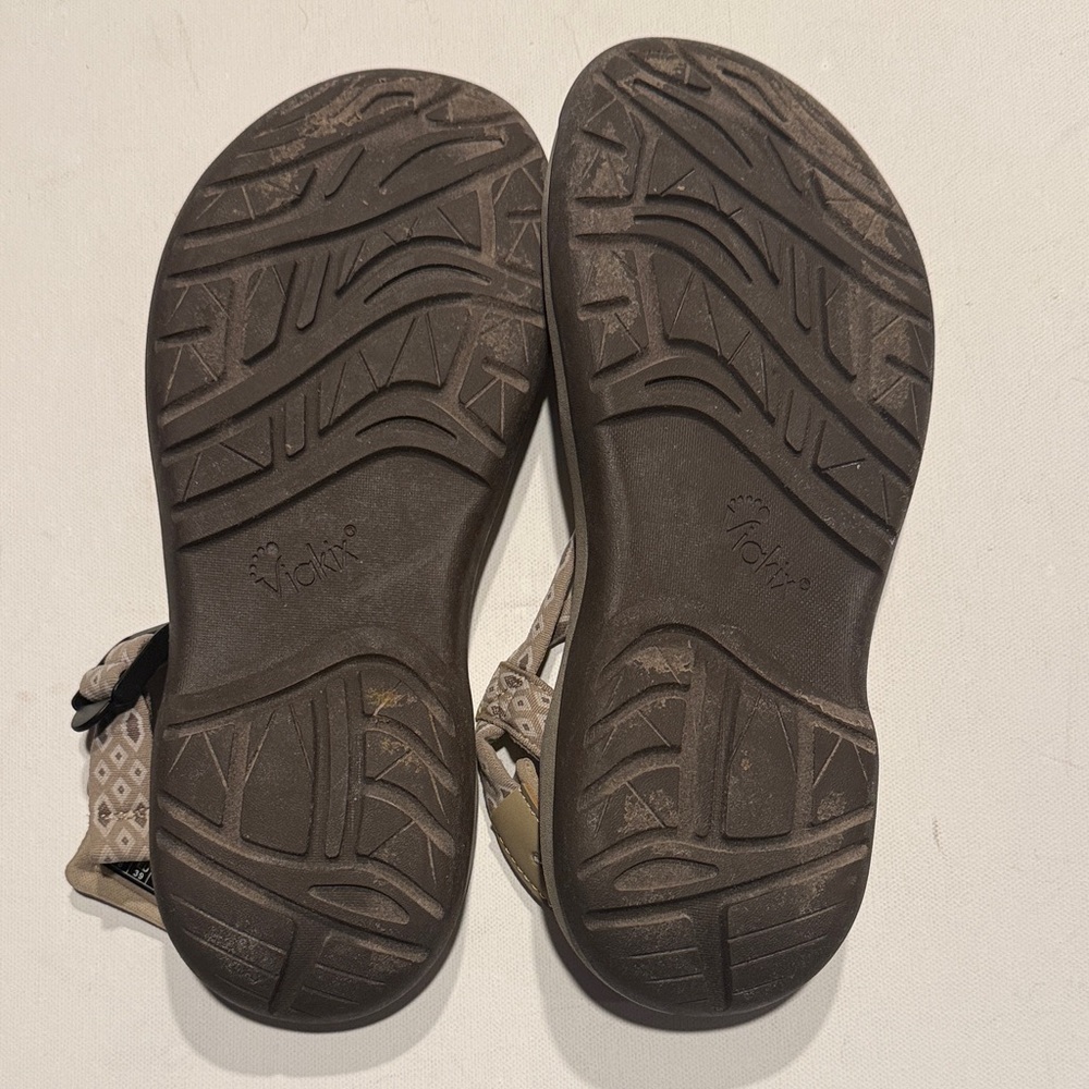 Vionic Neutral Beige Patterned Strappy Women's Sa… - image 4